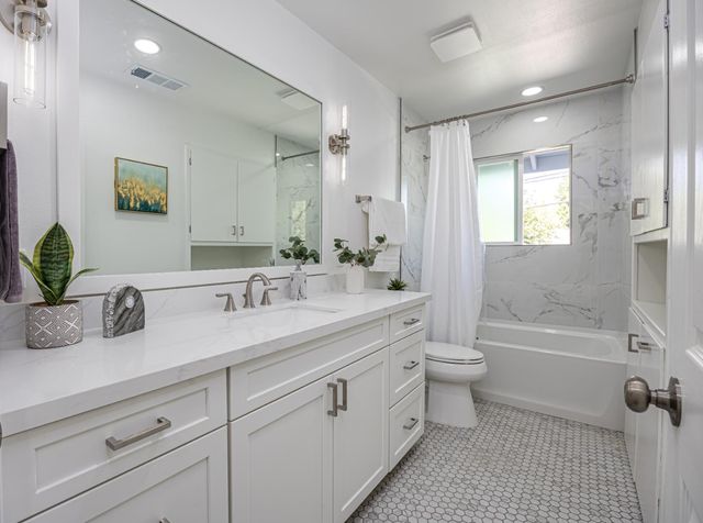 4231 Elva Way, Sacramento, CA 95821