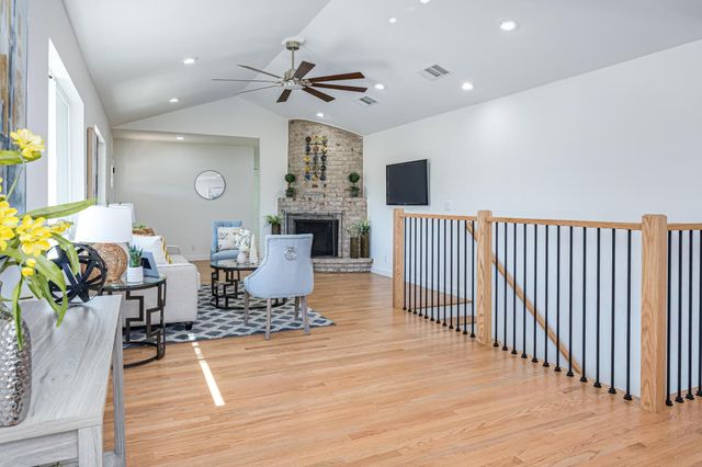 4231 Elva Way, Sacramento, CA 95821