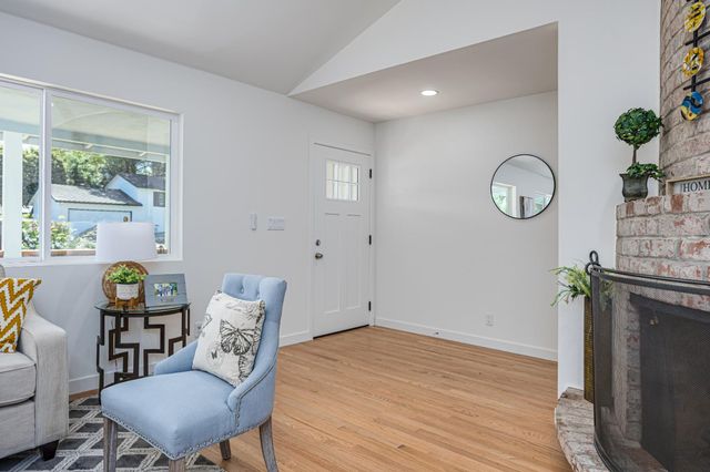 4231 Elva Way, Sacramento, CA 95821