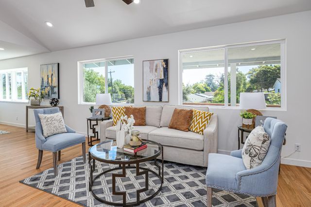 4231 Elva Way, Sacramento, CA 95821