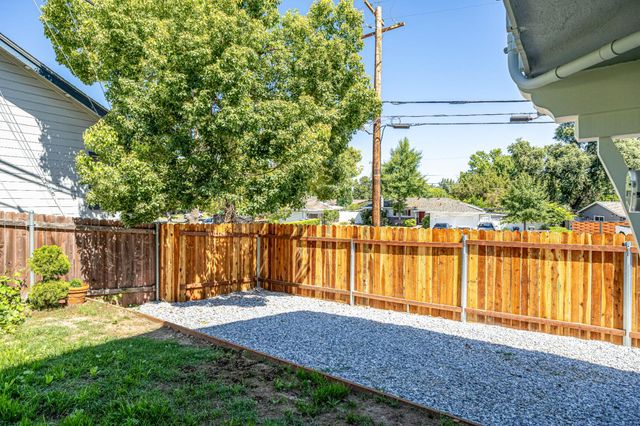 4231 Elva Way, Sacramento, CA 95821
