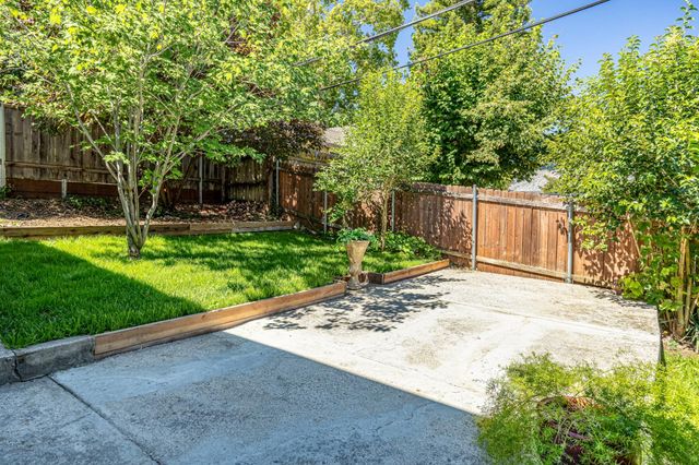 4231 Elva Way, Sacramento, CA 95821