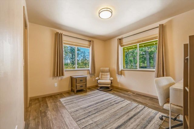 14038 Greenhaven Ln, Grass Valley, CA 95945