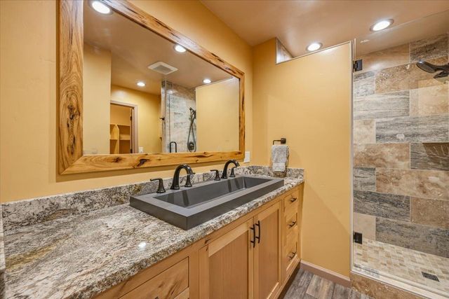 14038 Greenhaven Ln, Grass Valley, CA 95945