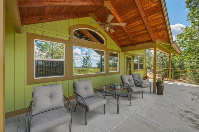 14038 Greenhaven Ln, Grass Valley, CA 95945