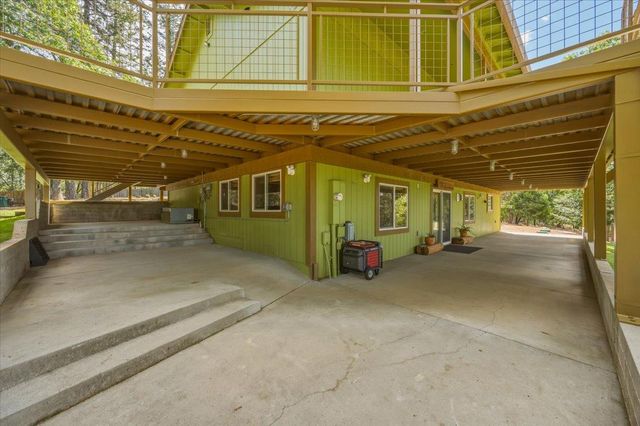 14038 Greenhaven Ln, Grass Valley, CA 95945