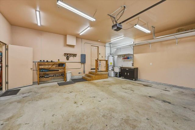 14038 Greenhaven Ln, Grass Valley, CA 95945