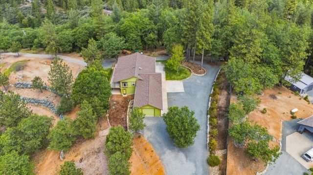 14038 Greenhaven Ln, Grass Valley, CA 95945