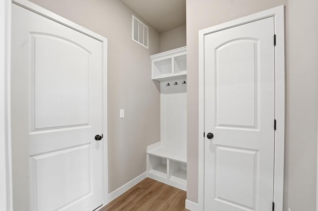 12429 S Redwood Street, Lee's Summit, MO 64086