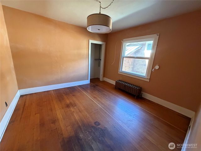 1211 N 50th Street, Seattle, WA 98103