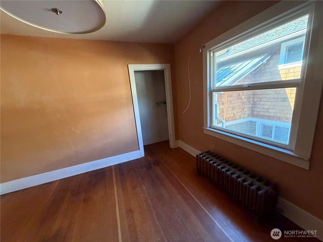 1211 N 50th Street, Seattle, WA 98103