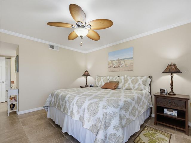 423 CERROMAR TERRACE 366, Venice, FL 34293