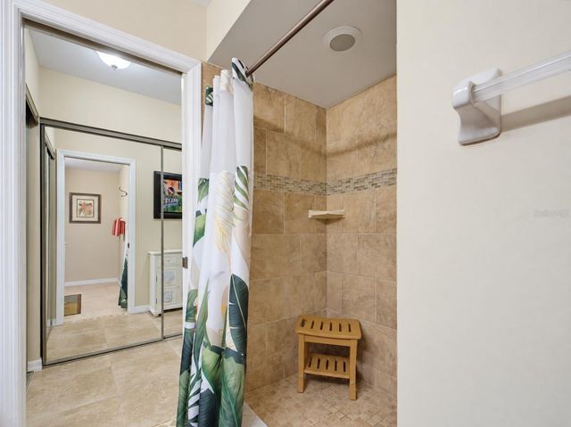 423 CERROMAR TERRACE 366, Venice, FL 34293