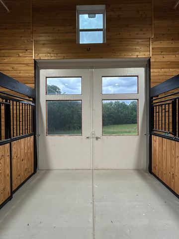 9 millersburg rd, Christiana, TN 37037