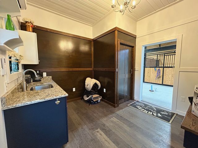 9 millersburg rd, Christiana, TN 37037