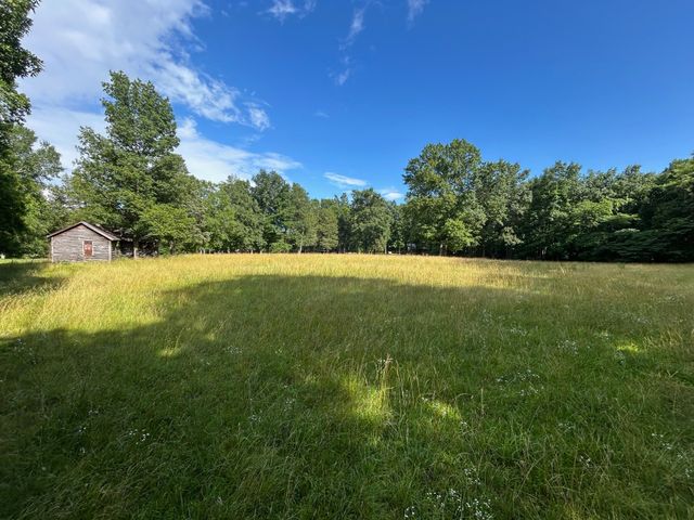 9 millersburg rd, Christiana, TN 37037