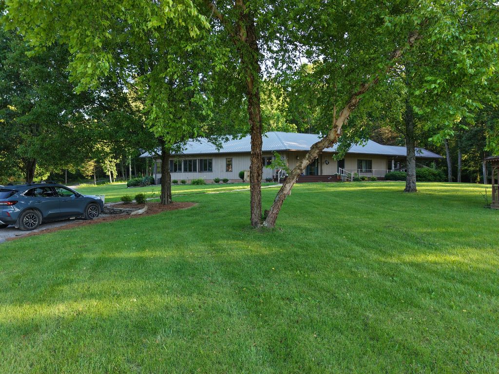 9 millersburg rd, Christiana, TN 37037