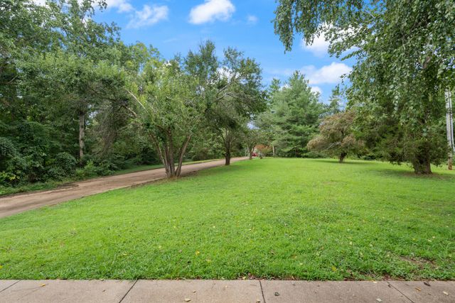 4468 Bell Branch Rd, Nunnelly, TN 37137