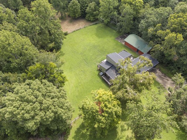 4468 Bell Branch Rd, Nunnelly, TN 37137