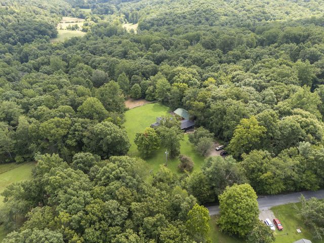 4468 Bell Branch Rd, Nunnelly, TN 37137