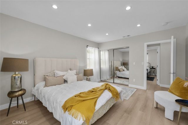 6820 Jellico Avenue, Van Nuys, CA 91406