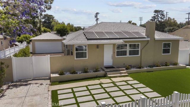 6820 Jellico Avenue, Van Nuys, CA 91406
