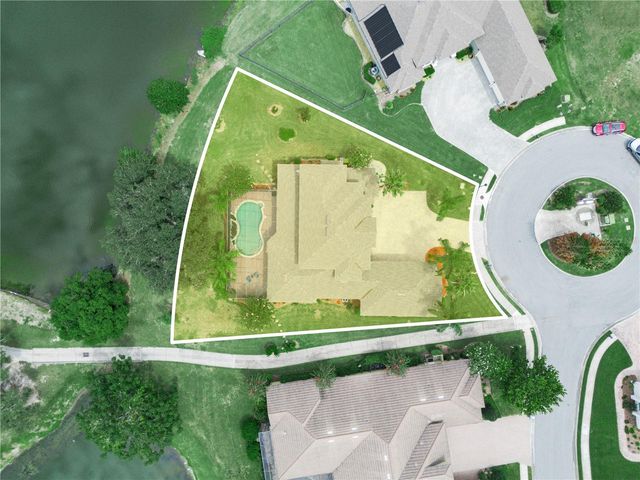 565 WHISPER WOODS DRIVE, Lakeland, FL 33813