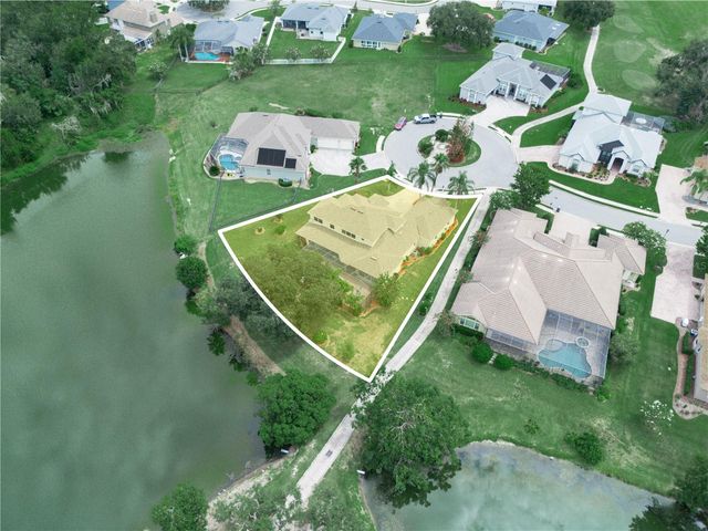 565 WHISPER WOODS DRIVE, Lakeland, FL 33813