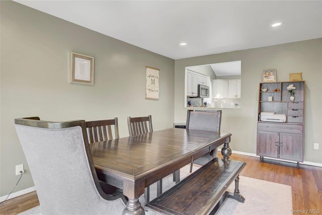 16 Amherst Drive, Massapequa, NY 11758