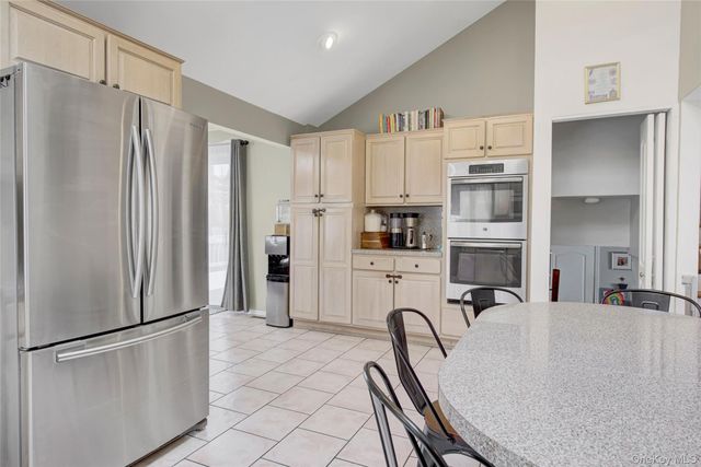 16 Amherst Drive, Massapequa, NY 11758