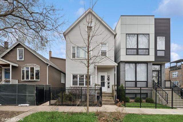 2531 W Lyndale Street, Chicago, IL 60647
