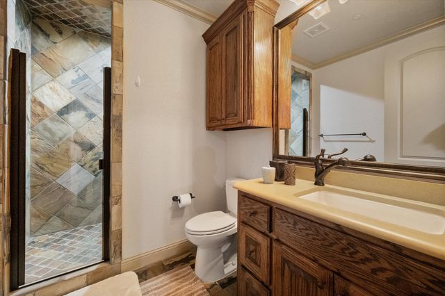 103 Oak Grove Lane, Boyd, TX 76023