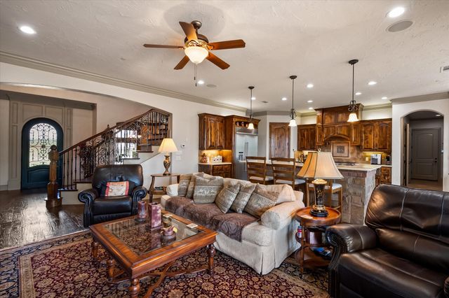 103 Oak Grove Lane, Boyd, TX 76023