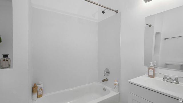 4938 S CENTER ST, Murray, UT 84107