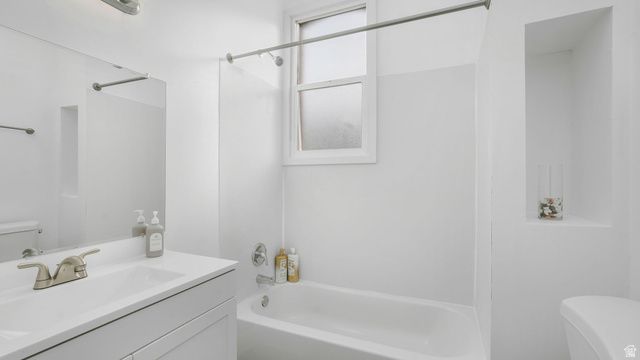4938 S CENTER ST, Murray, UT 84107