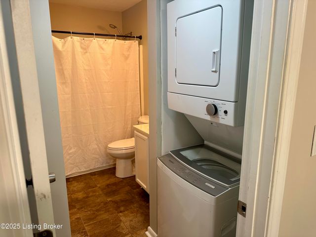 219 Middletown Square, Louisville, KY 40243