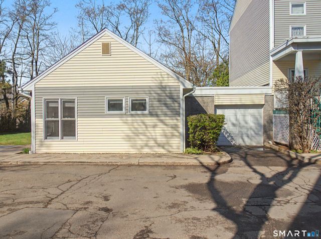 130 Winchester Avenue 400, New Haven, CT 06511