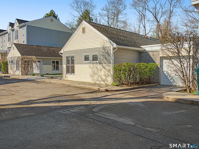 130 Winchester Avenue 400, New Haven, CT 06511