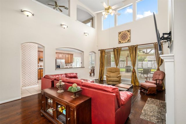 17302 Holsberry Court, Tomball, TX 77377