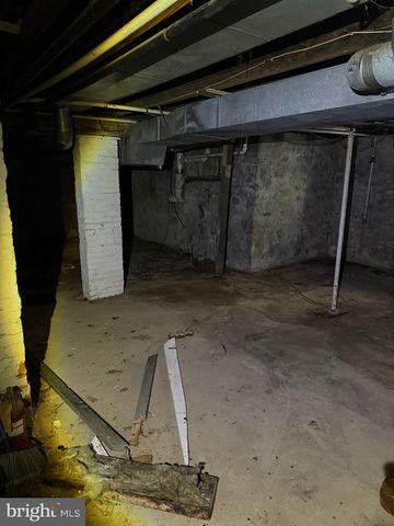 322 CHESTNUT ST, Moorestown, NJ 08057