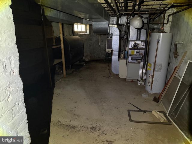 322 CHESTNUT ST, Moorestown, NJ 08057