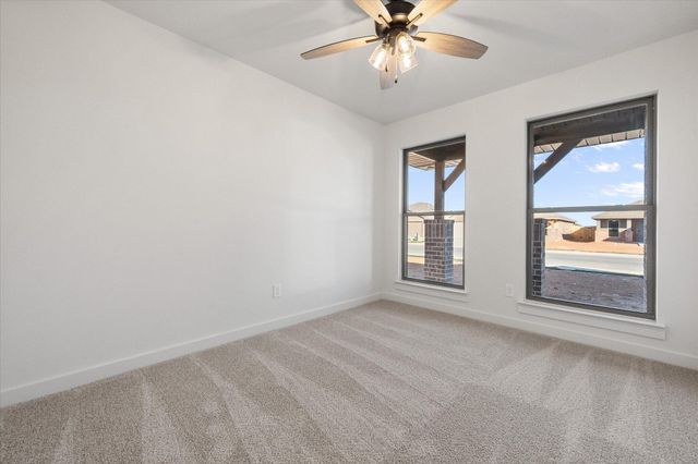 2417 Aberdeen Avenue, Wolfforth, TX 79382