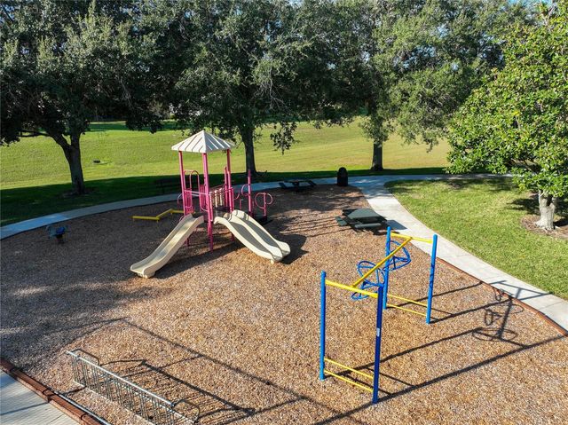 2916 MAJESTIC ISLE DRIVE, Clermont, FL 34711