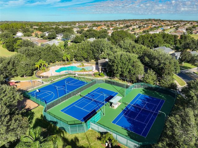 2916 MAJESTIC ISLE DRIVE, Clermont, FL 34711