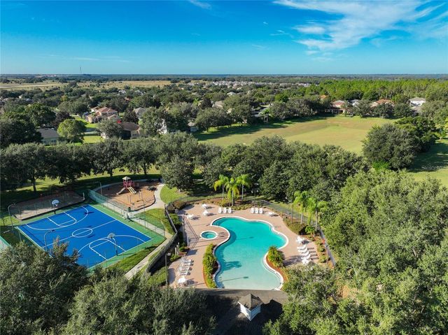 2916 MAJESTIC ISLE DRIVE, Clermont, FL 34711