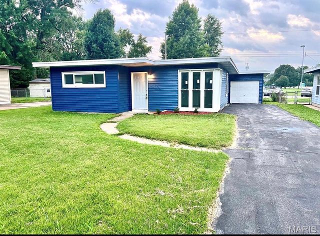 1305 Saint Jean Street, Florissant, MO 63031