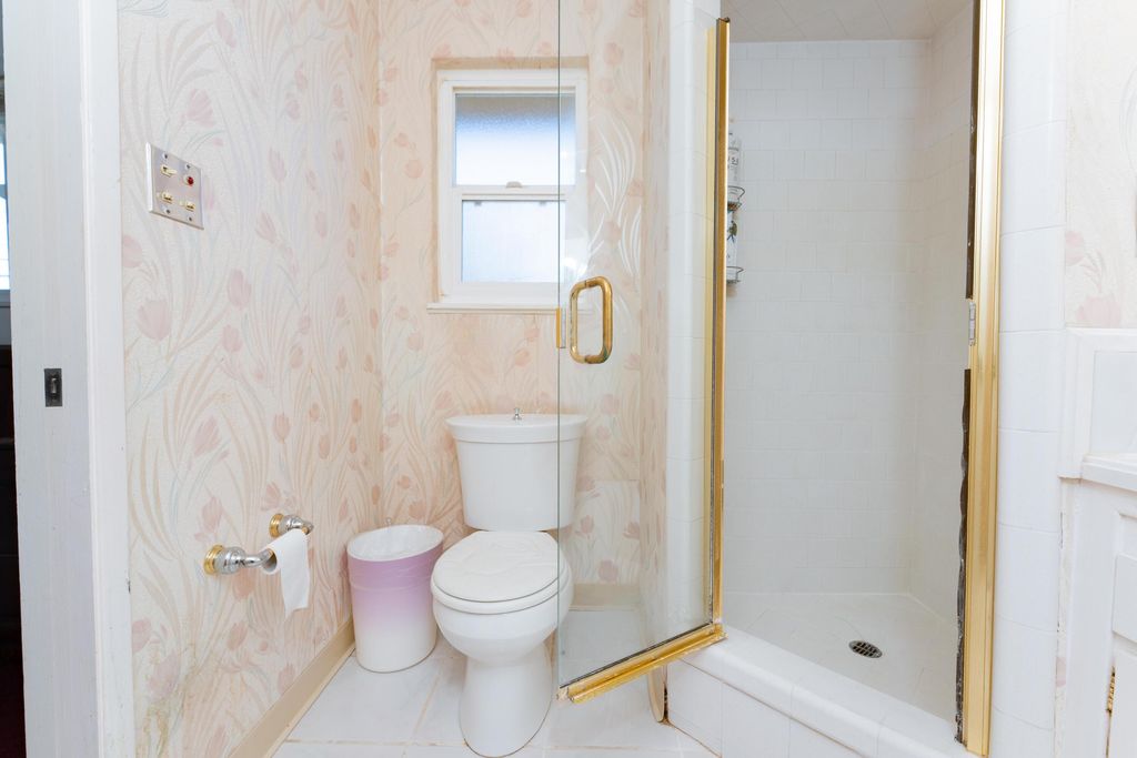 Image 28 of property listing at 1817 8th Avenue, Delano, CA 93215