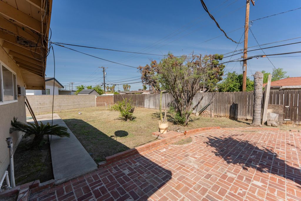 Image 40 of property listing at 1817 8th Avenue, Delano, CA 93215