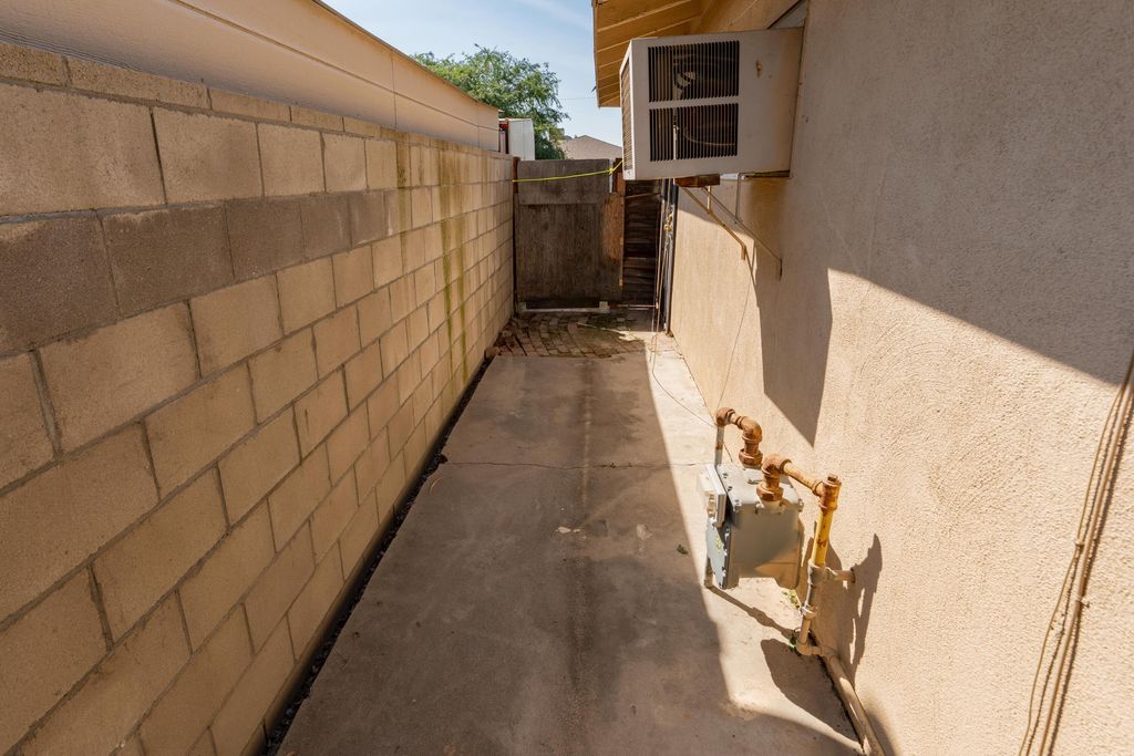 Image 48 of property listing at 1817 8th Avenue, Delano, CA 93215