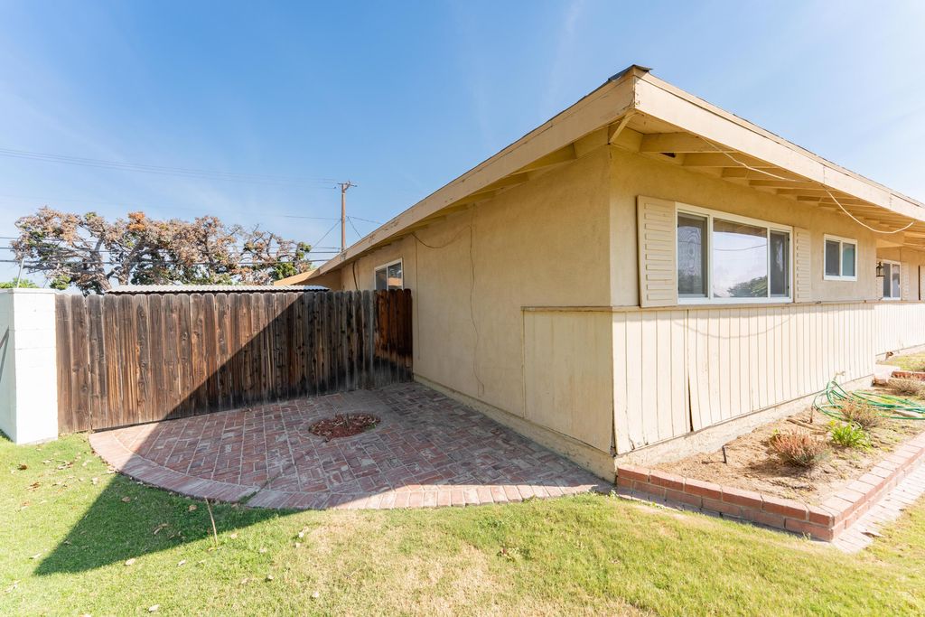 Image 5 of property listing at 1817 8th Avenue, Delano, CA 93215